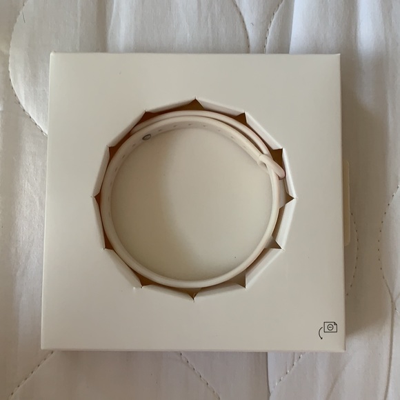 Bond Touch Bracelet - Picture 4 of 4